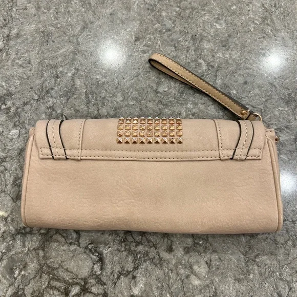 GUESS CLUTCH - Picture 6 of 7